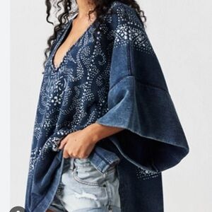 Free People On the block Poncho